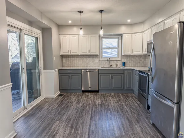 $339,000 | 5642 Southwest 33rd Terrace, Topeka, KS 66614