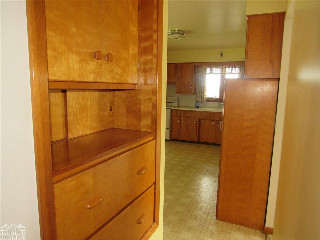 7408 Meisner Road East China, MI 48054 - Photo 8 of 16 50022634-7.JPG