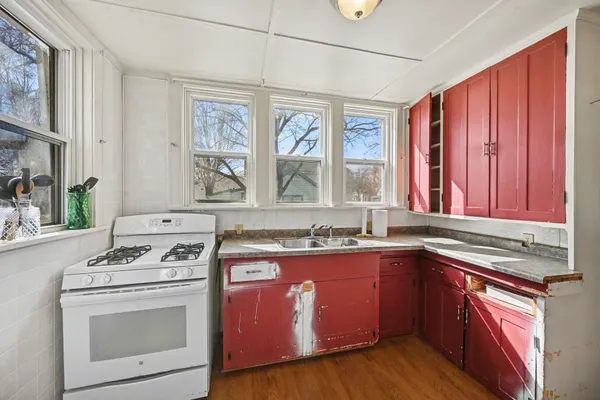 $155,000 | 413 West St Joseph Street, Lawrence, MI 49064