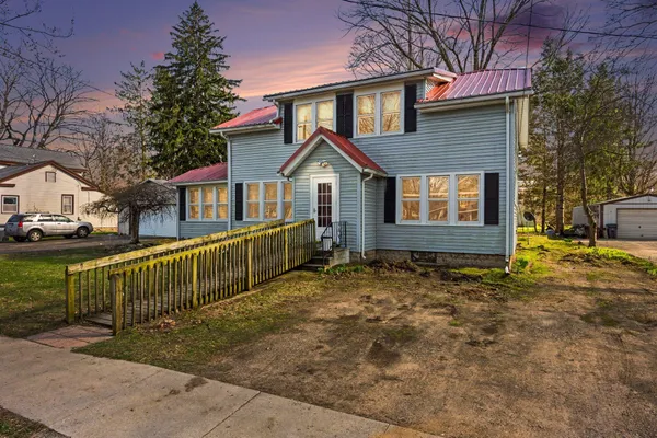 $155,000 | 413 West St Joseph Street, Lawrence, MI 49064