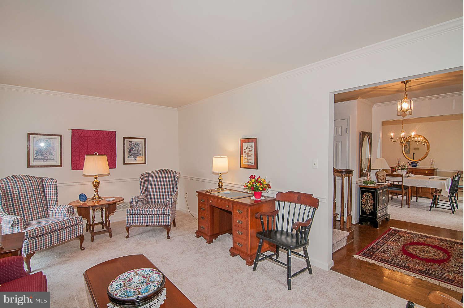 3676 Meadowvale Road Ellicott City, MD 21042 - Photo 2 of 22 Living Room