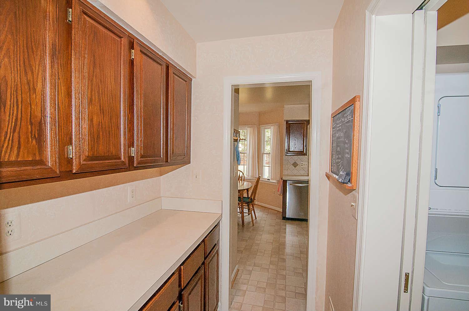3676 Meadowvale Road Ellicott City, MD 21042 - Photo 11 of 22 Kitchen