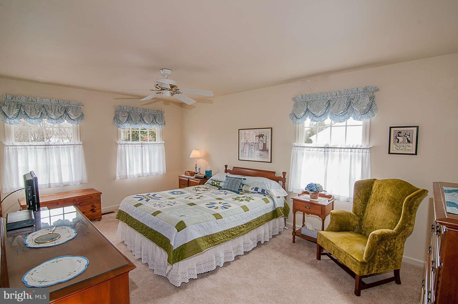 3676 Meadowvale Road Ellicott City, MD 21042 - Photo 17 of 22 Bedroom (Master)