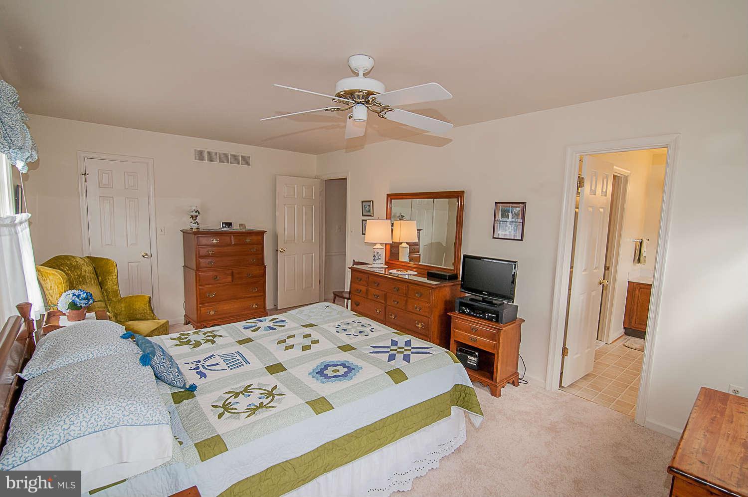 3676 Meadowvale Road Ellicott City, MD 21042 - Photo 19 of 22 Bedroom (Master)