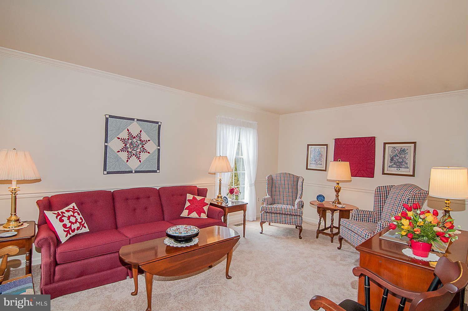 3676 Meadowvale Road Ellicott City, MD 21042 - Photo 7 of 22 Living Room