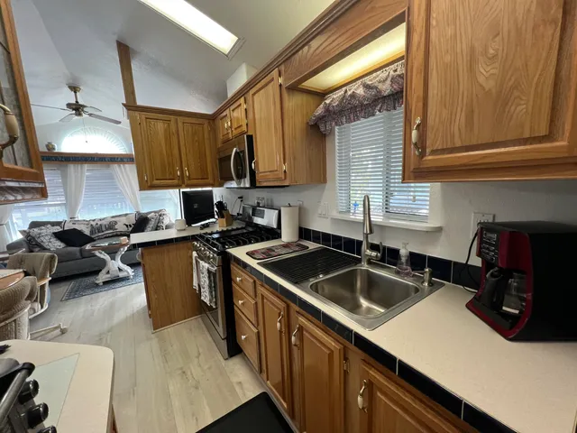 $75,000 | 74711 Dillon Road, Unit 853, Desert Hot Springs, CA 92241