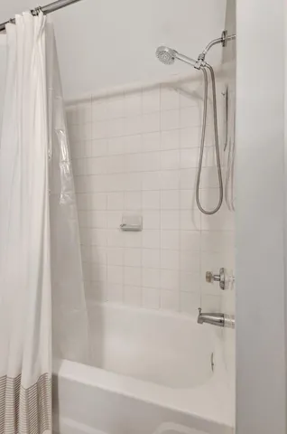 $1,850 | 1739 Village Boulevard, Unit 306, West Palm Beach, FL 33409