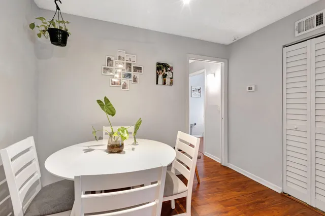 $1,850 | 1739 Village Boulevard, Unit 306, West Palm Beach, FL 33409