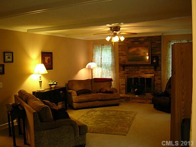 11023 Painted Tree Road Charlotte, NC 28226 - Photo 2 of 4 Gallery Image 2