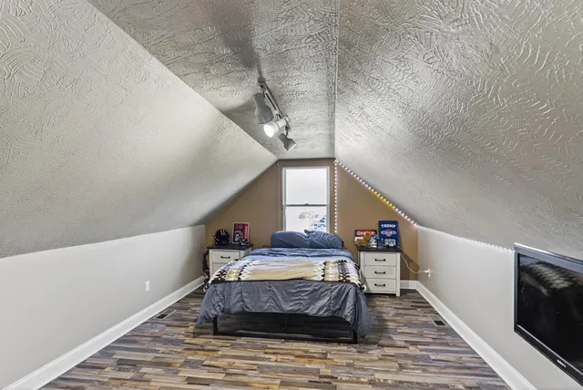 $699,000 | 7809 Yorkridge Road, Guilford, IN 47022