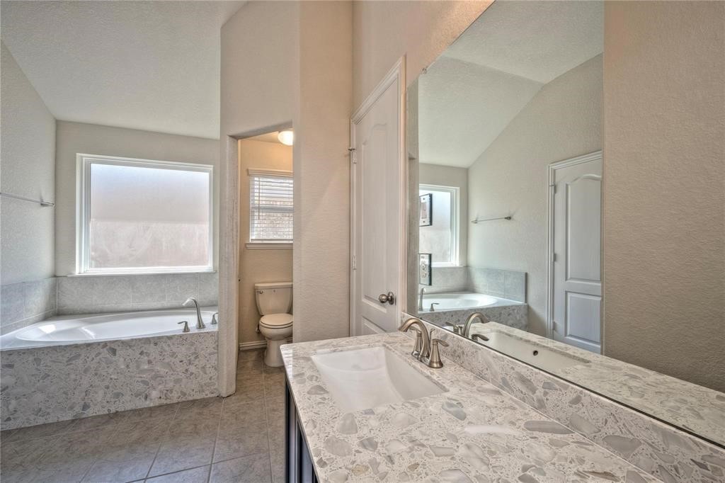 5106 Eagle Falls Lane Brookshire, TX 77423 - Photo 4 of 11