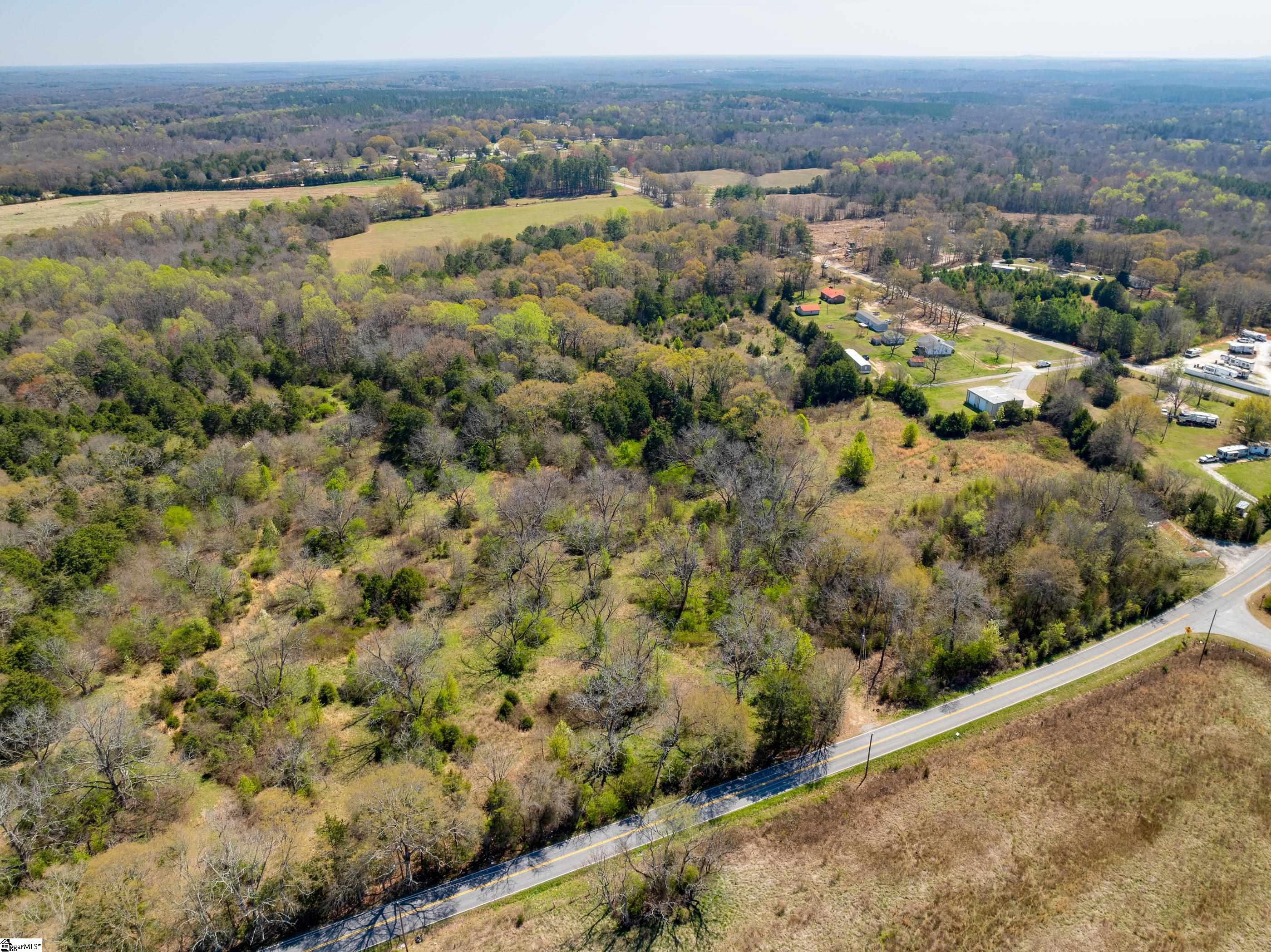 170 Cooper Bridge Road Fountain Inn, SC 29644 - Photo 3 of 7