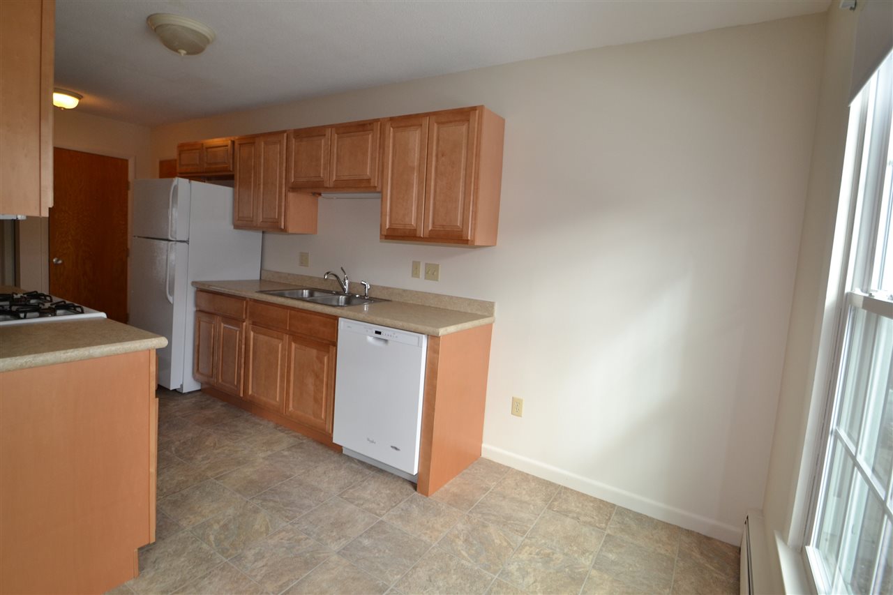 89 Winnacunnet Road, Unit 2 Hampton, NH 03842 - Photo 8 of 15
