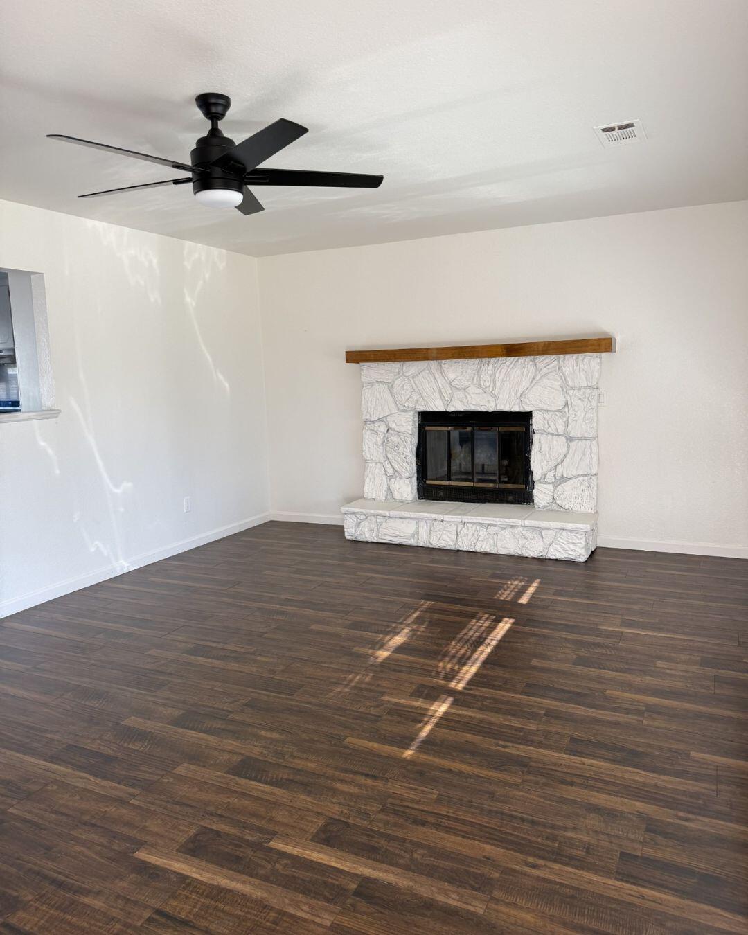 8775 Frontier Street Hanford, CA 93230 - Photo 2 of 14