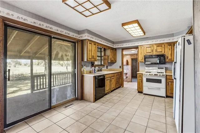 $295,000 | 8526 Southeast 70th Terrace, Baxter Springs, KS 66713