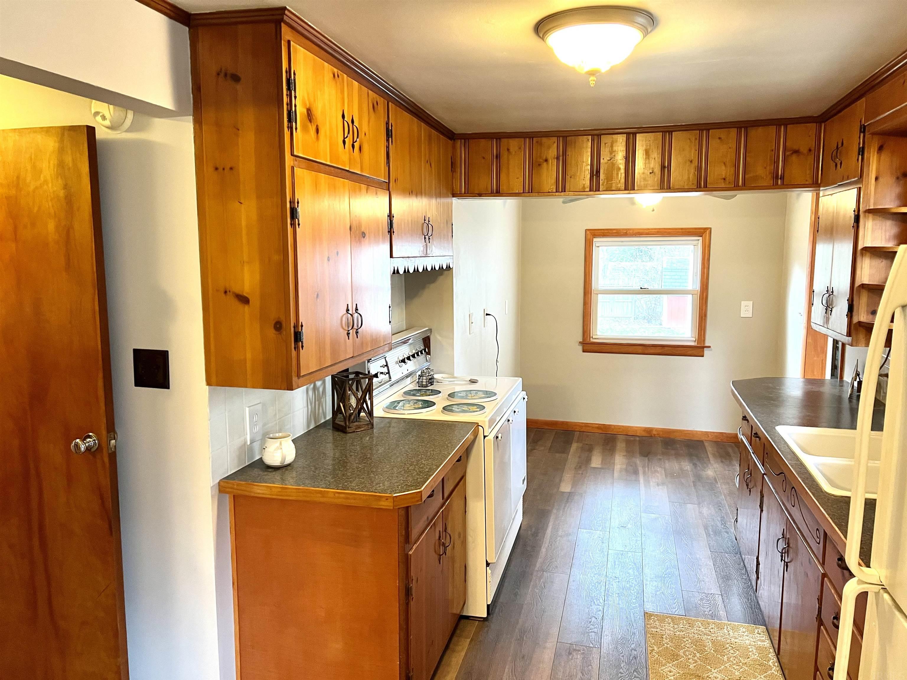 6133 North Grandriver Road Newburgh, IN 47630 - Photo 9 of 30 Gallery Image 9