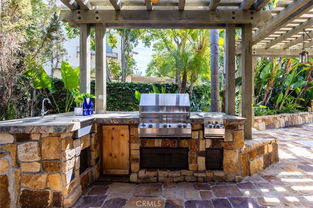 26 Via Fontibre San Clemente, CA 92673 - Photo 38 of 52 a view of outdoor space with seating area