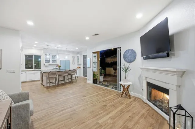 $1,825,000 | 3593 Granite Court, Carlsbad, CA 92010