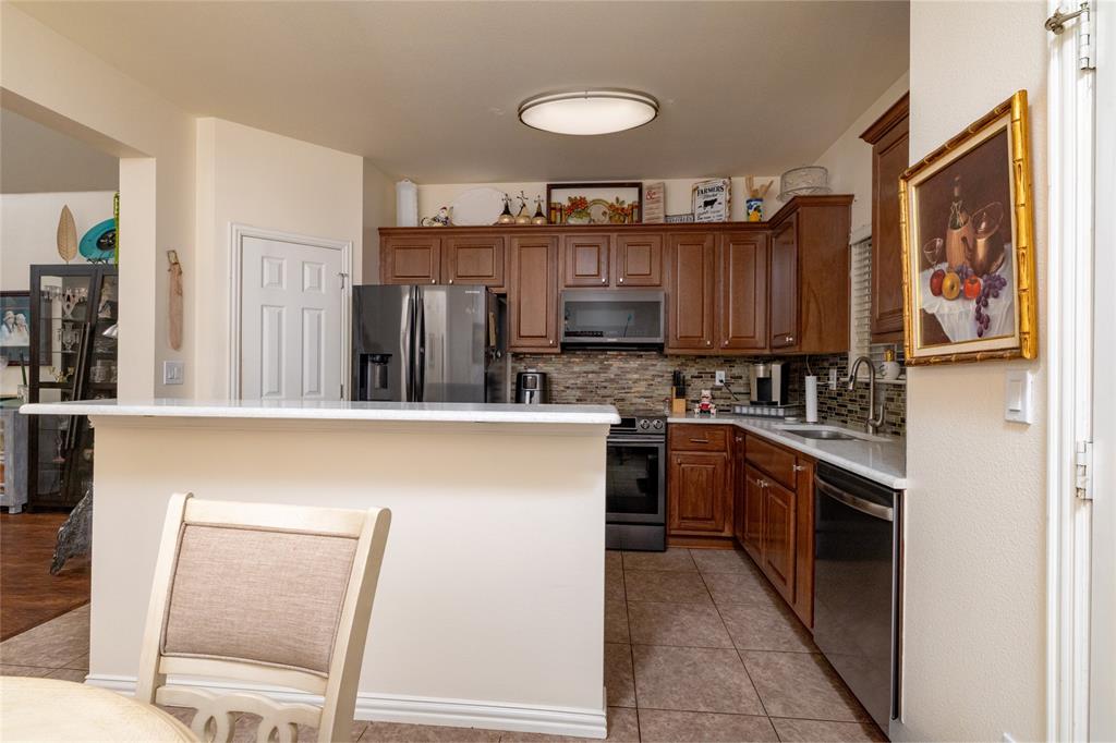 160 Greathouse Village Decatur, TX 76234 - Photo 16 of 34