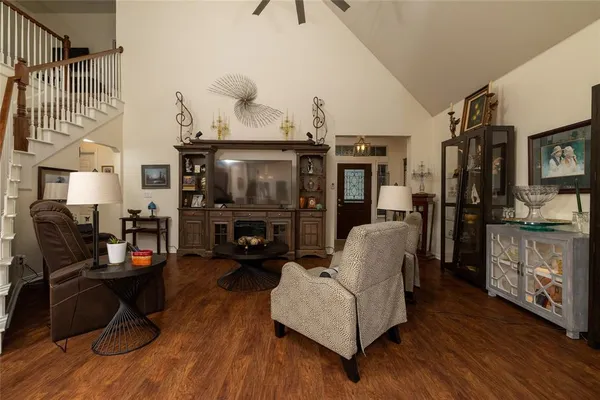 $330,000 | 160 Greathouse Village, Decatur, TX 76234
