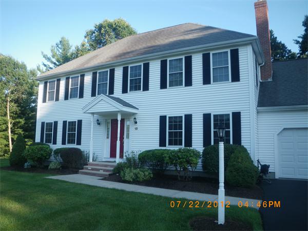18 Vincent Road Mendon, MA 01756 - Photo 2 of 11 Gallery Image 2