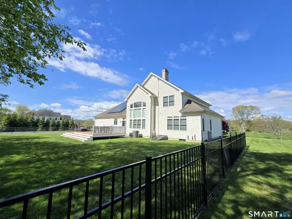 $914,900 | 12 Copper Beech Drive, Middletown, CT 06457