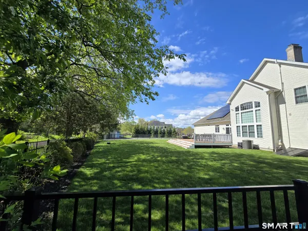 $914,900 | 12 Copper Beech Drive, Middletown, CT 06457