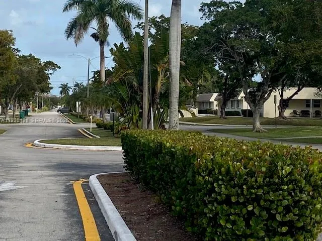 $249,000 | 16823 Southwest 113th Avenue, Unit V41342, Miami, FL 33157