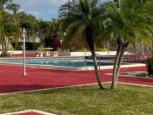 $249,000 | 16823 Southwest 113th Avenue, Unit V41342, Miami, FL 33157