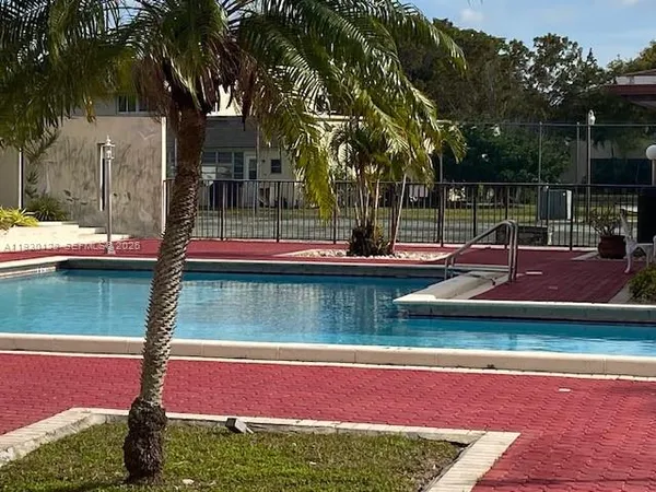 $249,000 | 16823 Southwest 113th Avenue, Unit V41342, Miami, FL 33157