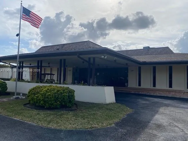 $249,000 | 16823 Southwest 113th Avenue, Unit V41342, Miami, FL 33157