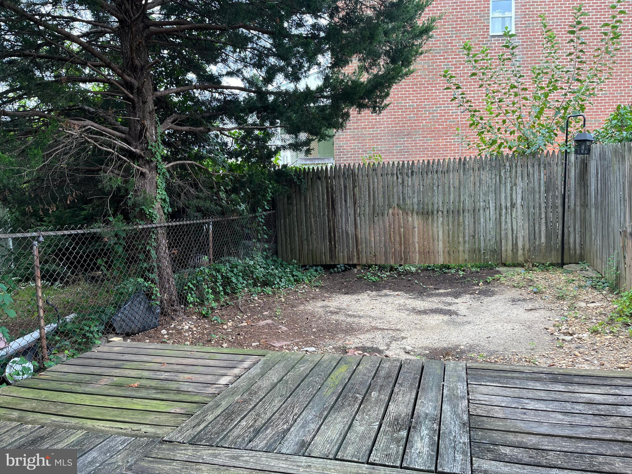 3584 Dows Road Philadelphia, PA 19154 - Photo 25 of 49 Private Rear Yard