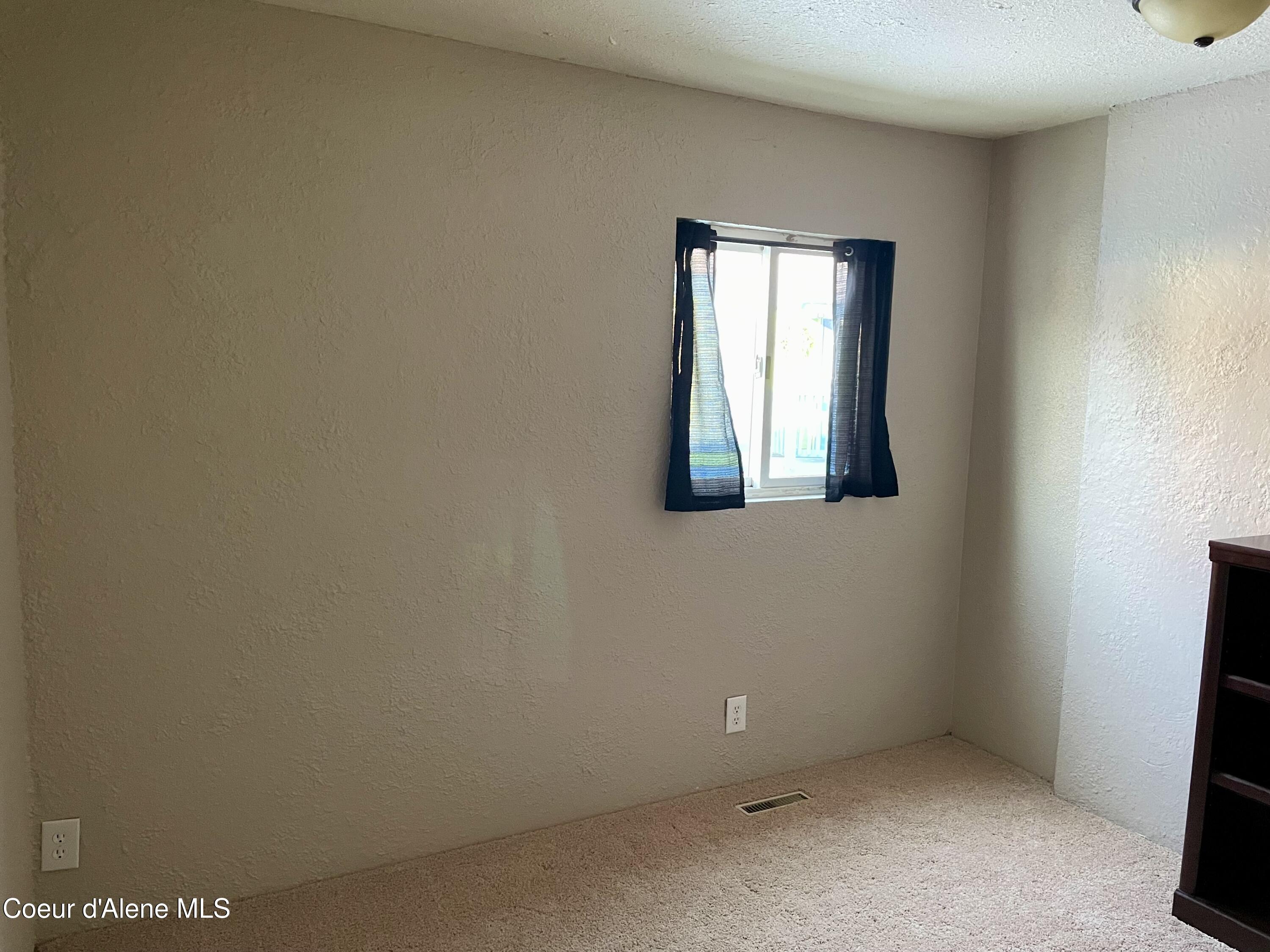 8572 West Park Loop Rathdrum, ID 83858 - Photo 13 of 22 2026-01-18 - IMG_3950