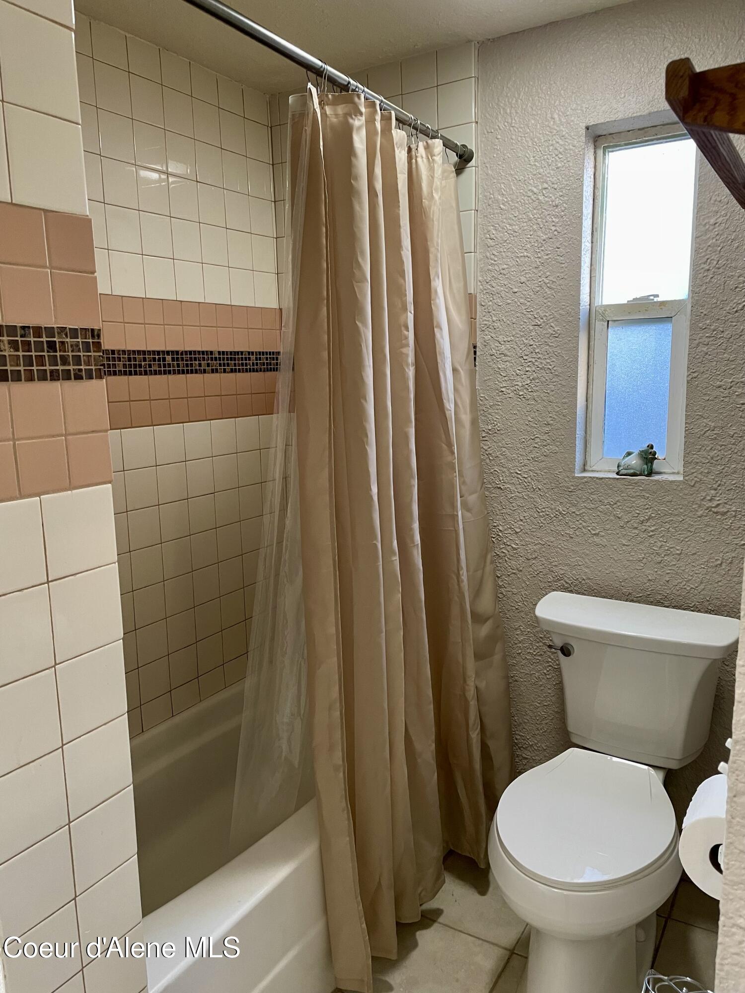 8572 West Park Loop Rathdrum, ID 83858 - Photo 8 of 22 2026-01-18 - IMG_3955