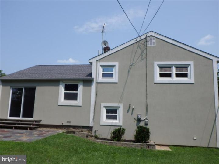970 Coronet Road Warminster, PA 18974 - Photo 11 of 13