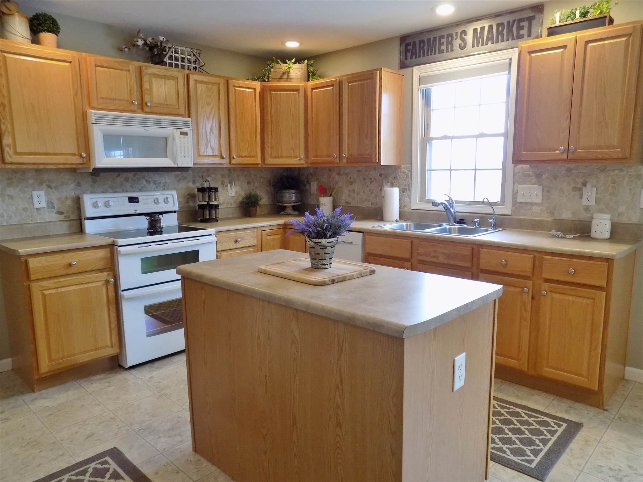 58095 Prairie Ridge Road Goshen, IN 46528 - Photo 14 of 33 Gallery Image 14