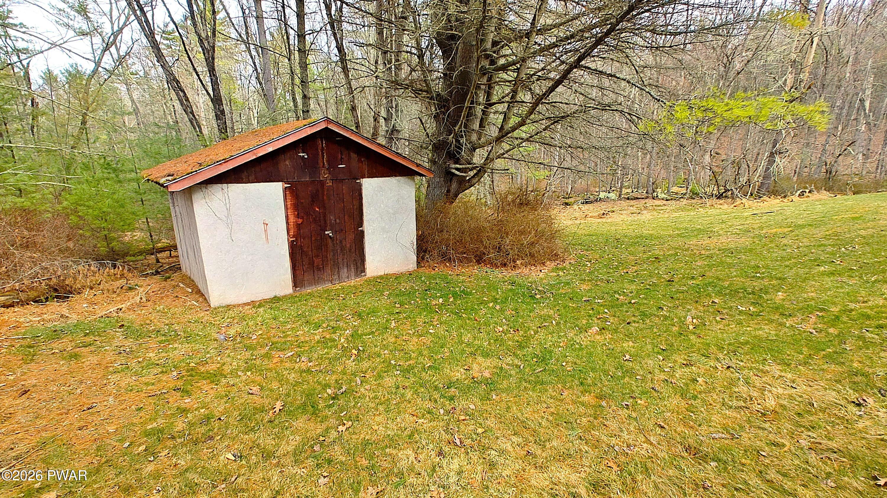 138 Neil Thompson Road Lackawaxen, PA 18435 - Photo 22 of 25