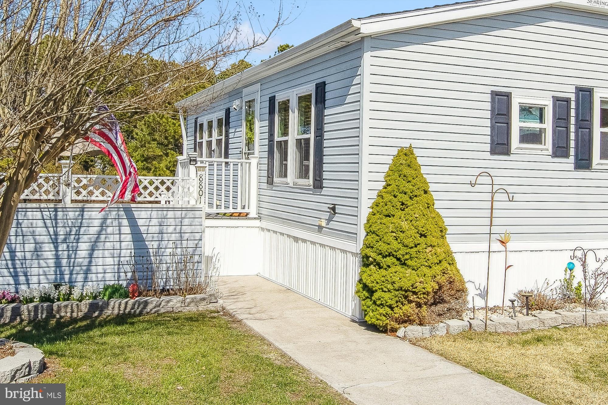 8801 Bay Ridge Drive Berlin, MD 21811 - Photo 5 of 51 Walkway to House off of the Driveway