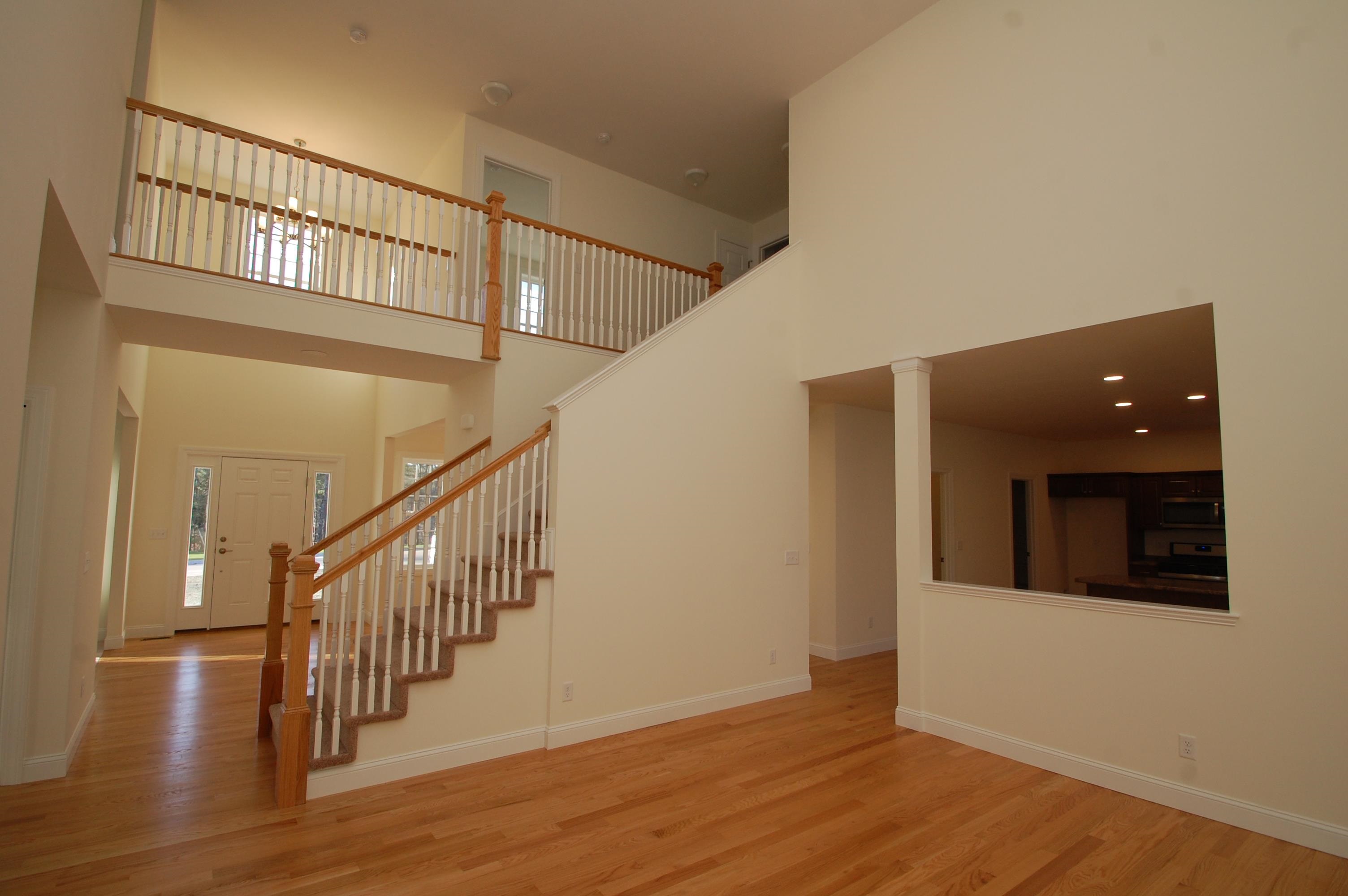 16 Huntington Ridge Road, Unit 2 Bedford, NH 03110 - Photo 8 of 20 Gallery Image 8