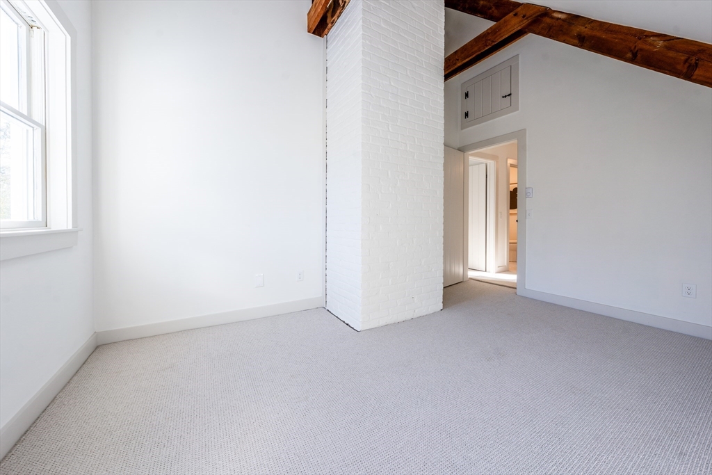 80 Branch Terrace Barnstable, MA 02648 - Photo 35 of 38 an empty room with windows