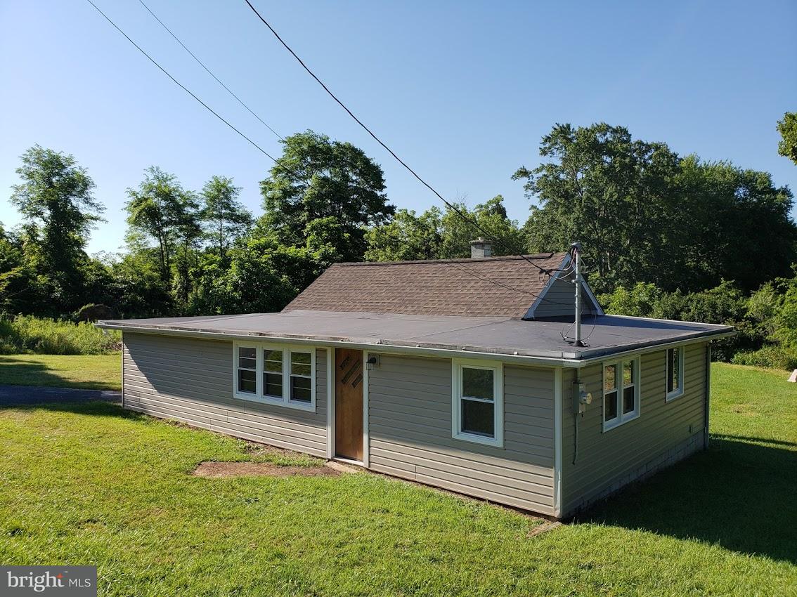 854 Siddonsburg Road Lewisberry, PA 17339 - Photo 1 of 32 Gallery Image 1