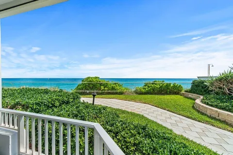 $1,100,000 | 5200 North Ocean Drive, Unit 102, Singer Island, FL 33404