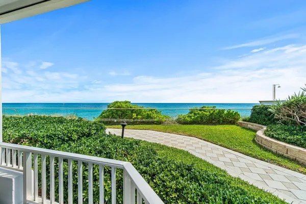 $6,700 | 5200 North Ocean Drive, Unit 102, Riviera Beach, FL 33404