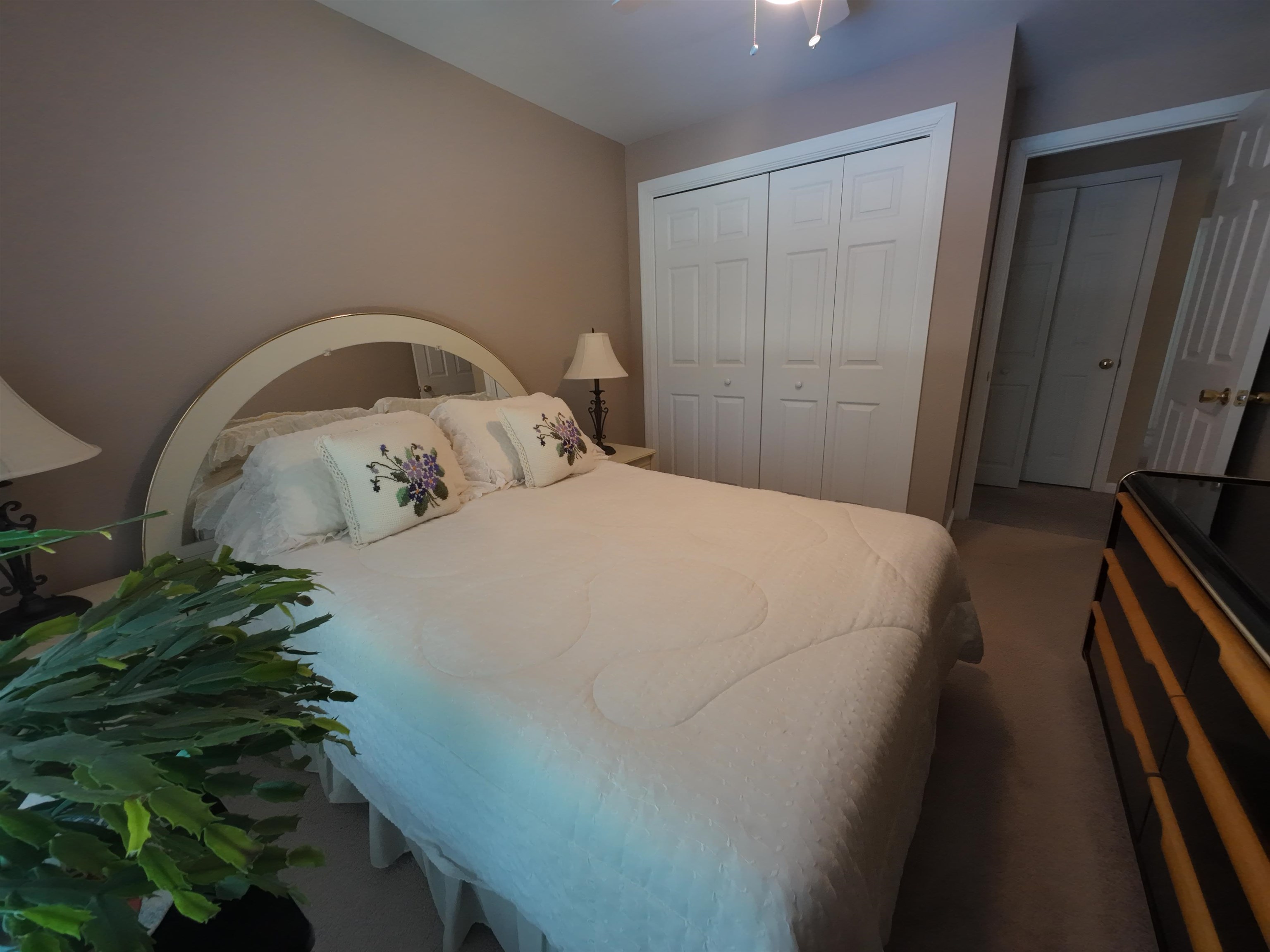 211 West Mitchell Street Manchester, NH 03103 - Photo 13 of 35