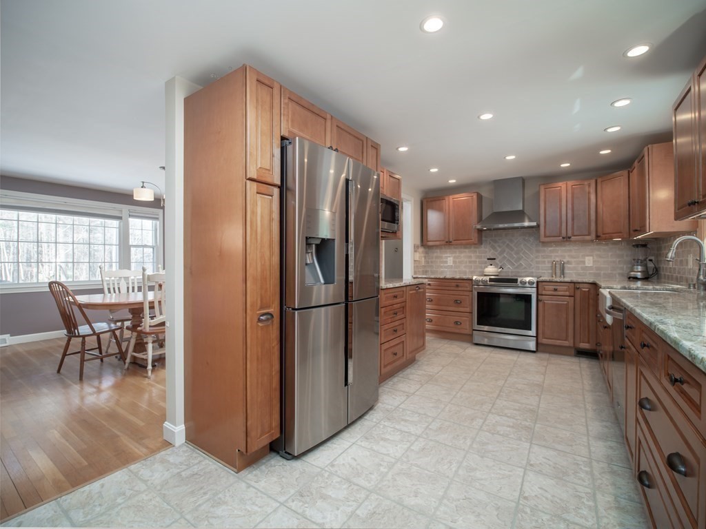 40 Sleigh Road Chelmsford, MA 01824 - Photo 14 of 40 Gallery Image 14