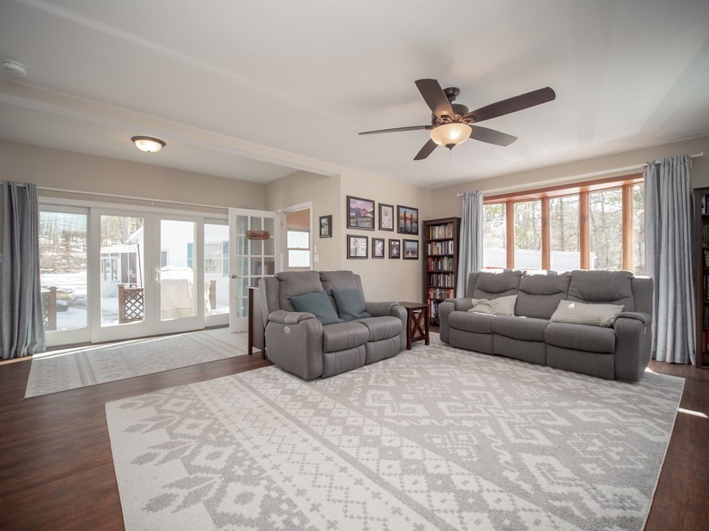 40 Sleigh Road Chelmsford, MA 01824 - Photo 8 of 40 Gallery Image 8