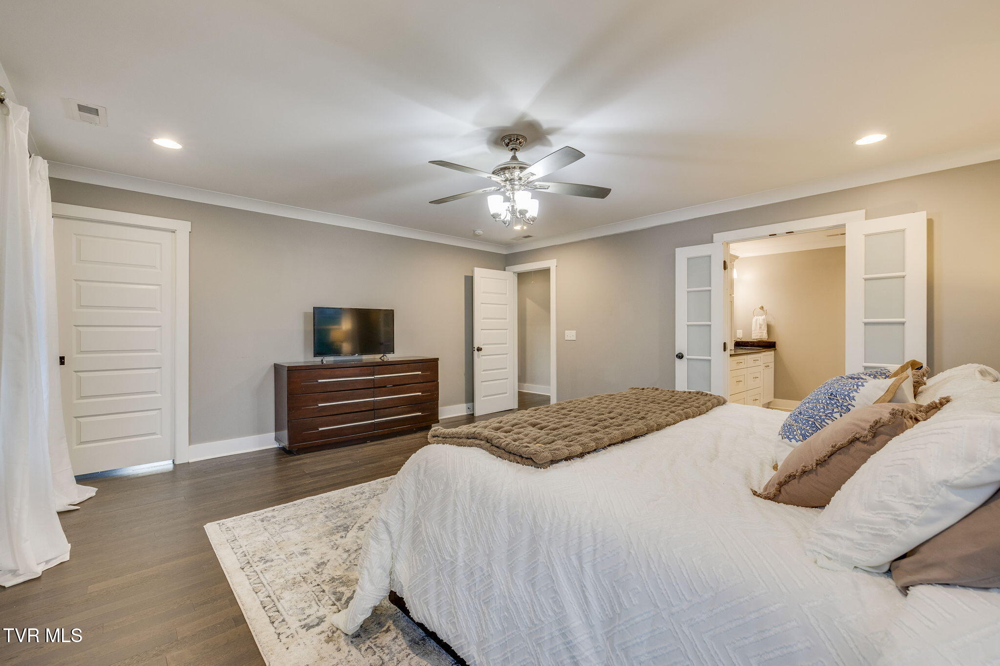 2572 Bridgeforth Crossing Kingsport, TN 37664 - Photo 20 of 47 020