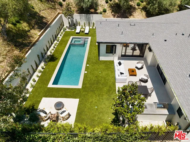 $14,995 | 8628 Edwin Drive, Los Angeles, CA 90046