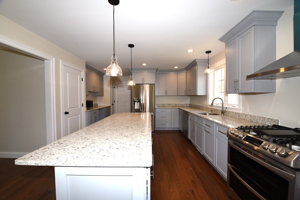 7 Barrows Brook Circle Kingston, MA 02364 - Photo 7 of 17