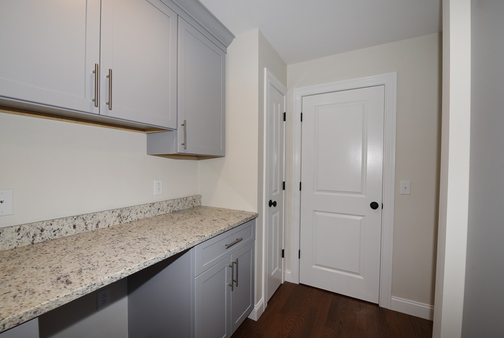 7 Barrows Brook Circle Kingston, MA 02364 - Photo 8 of 17